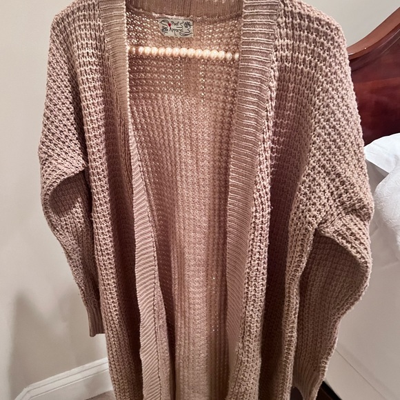 Sweater - Picture 3 of 3